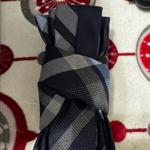 Kenneth Cole Reaction Blue and Black Plaid Necktie no brooch attached